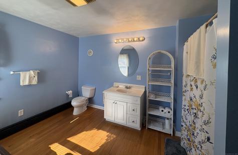 156 Flanders Road East Lyme CT 06357