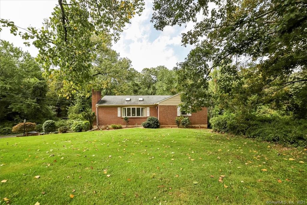 344 Amity Road Woodbridge CT 06525