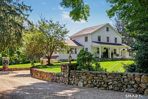 1835 Cross Highway Fairfield CT 06824