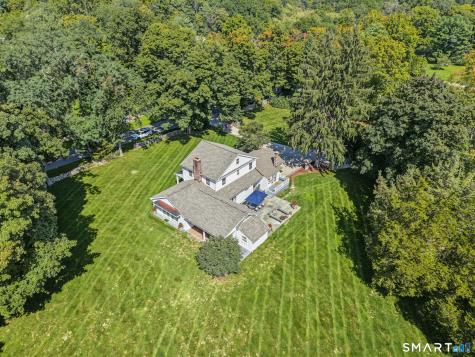 1835 Cross Highway Fairfield CT 06824