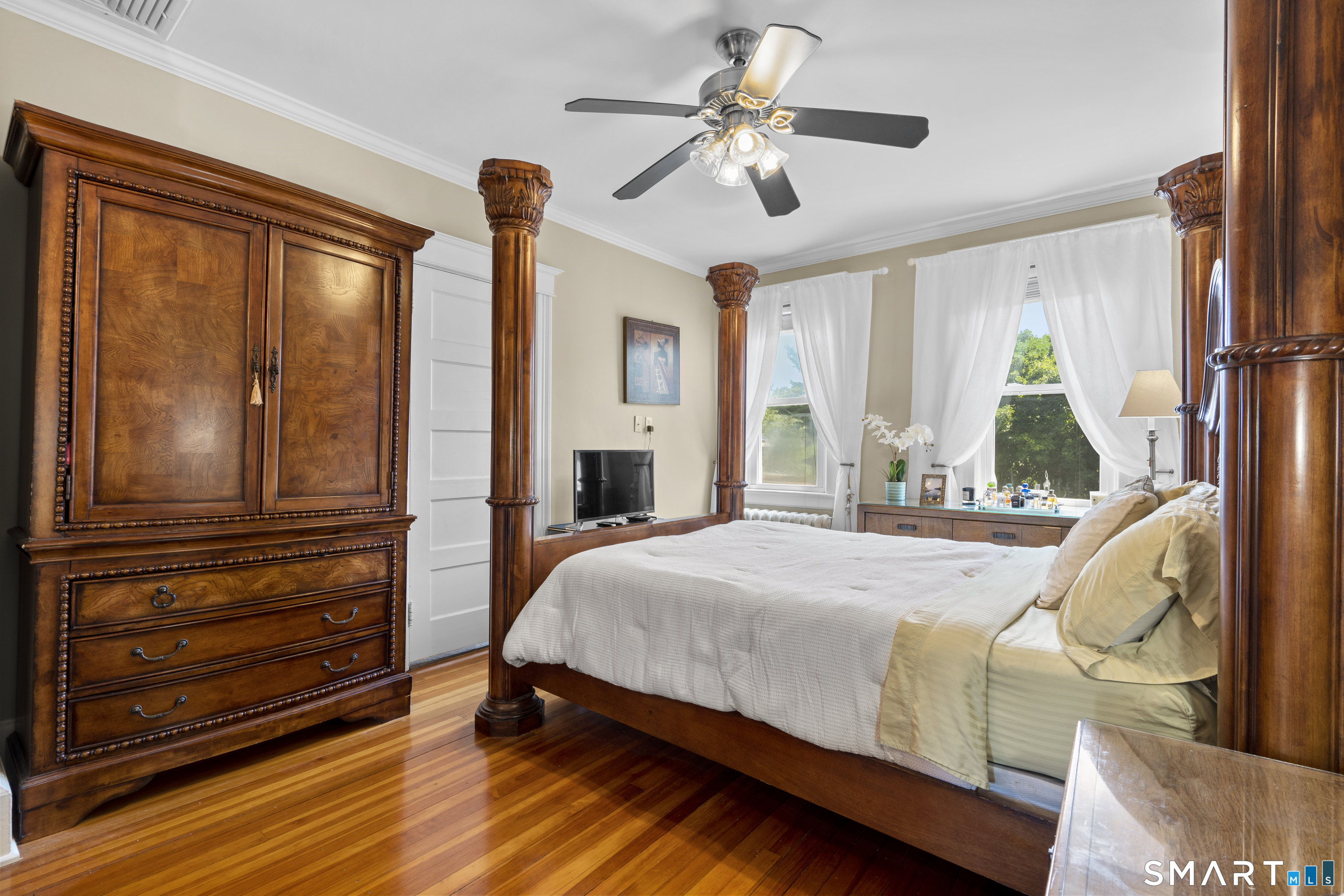 55 Clovelly Road Stamford CT 06902