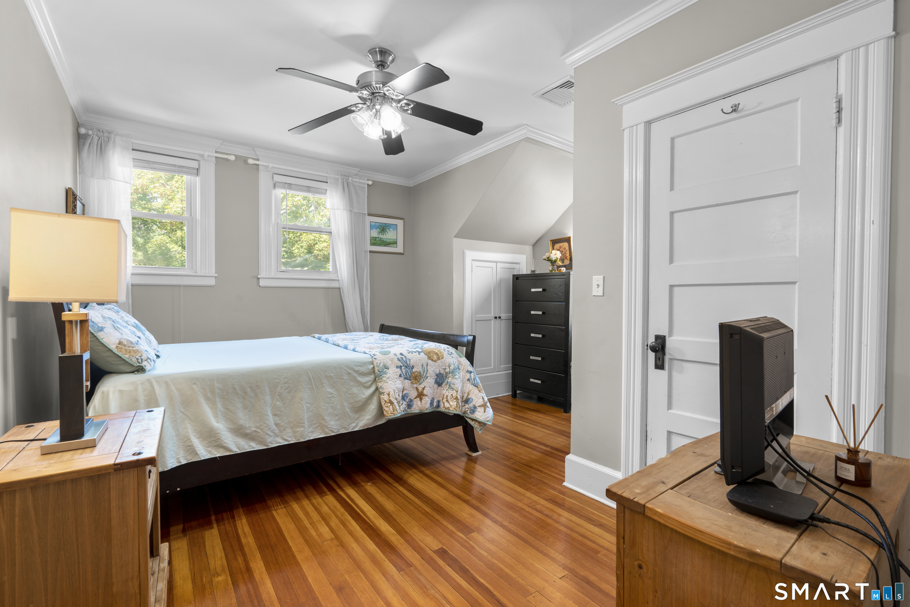 55 Clovelly Road Stamford CT 06902