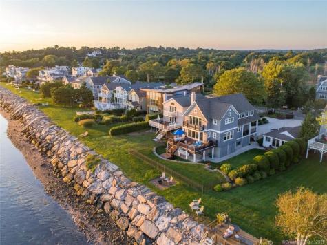 296 Pine Creek Avenue Fairfield CT 06824