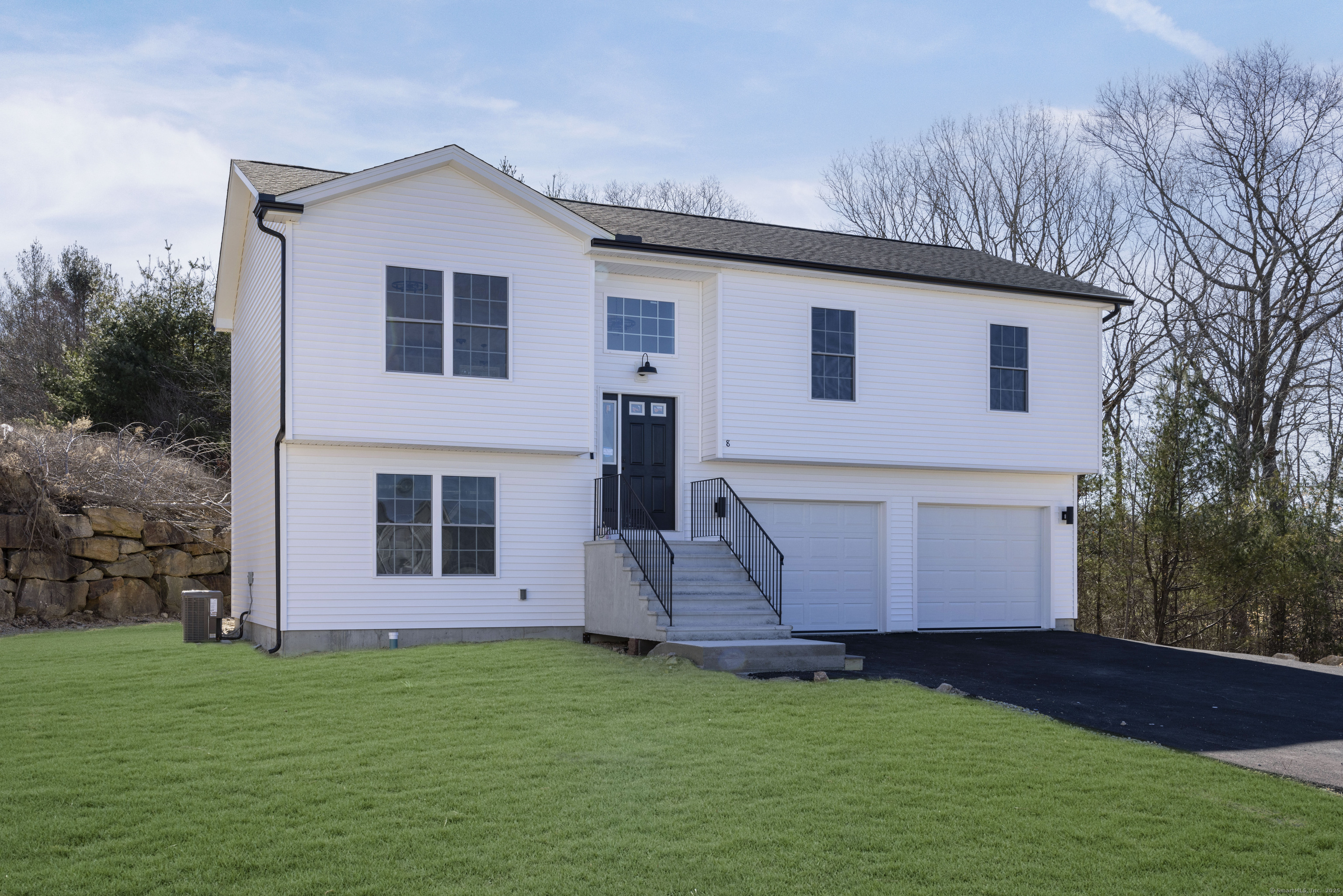 4 Johns Circle Sterling CT 06377