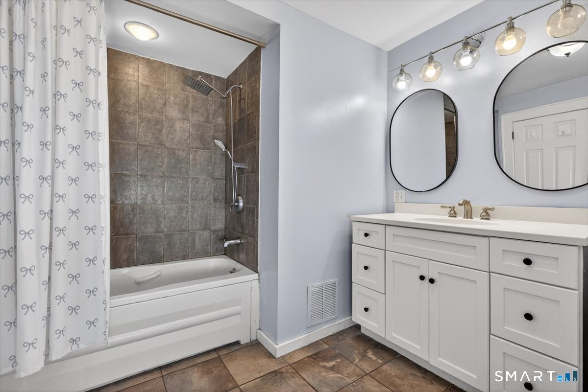 50 Judson Place Milford CT 06461