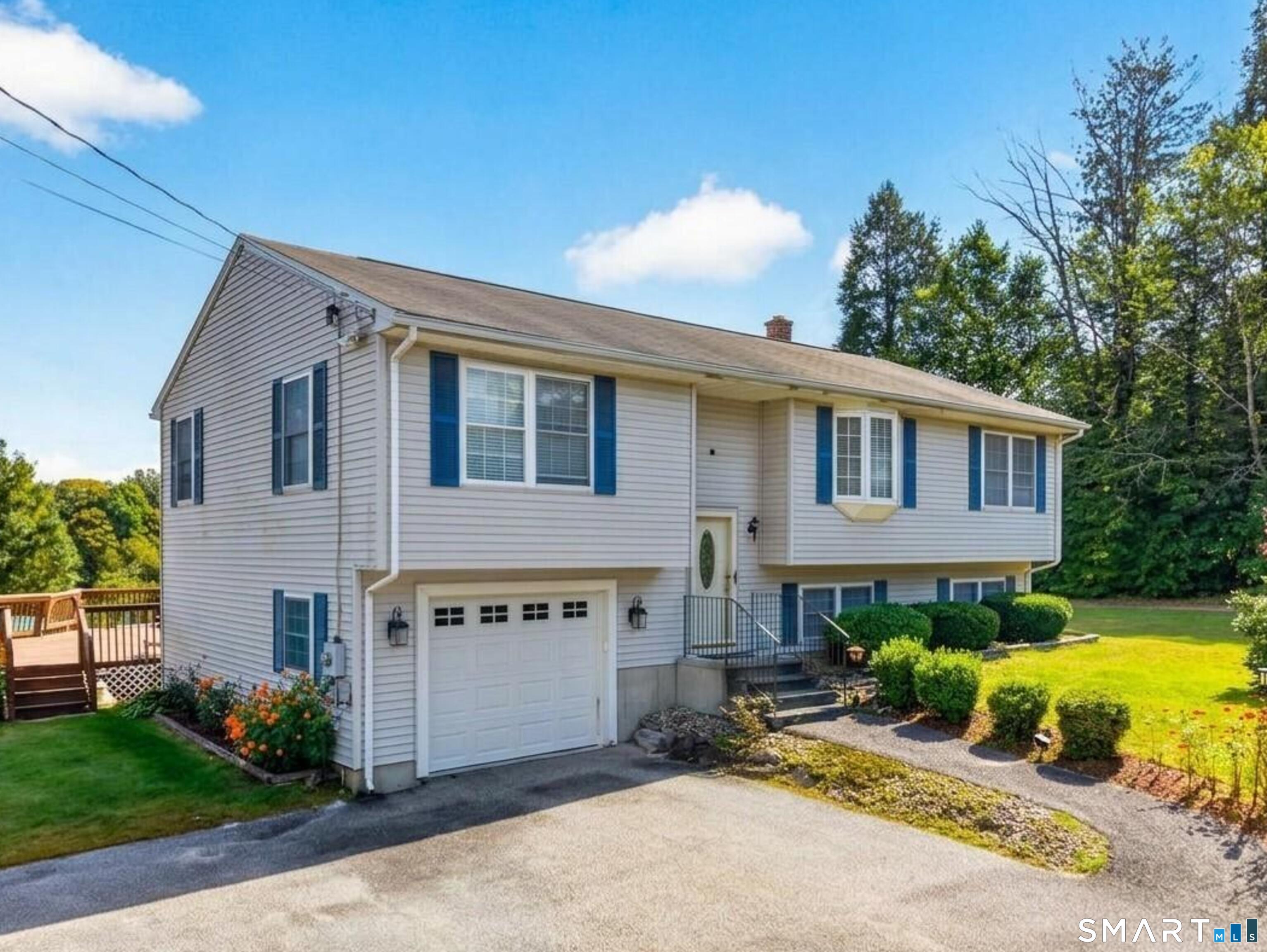 45 Wolf Den Drive Pomfret CT 06259