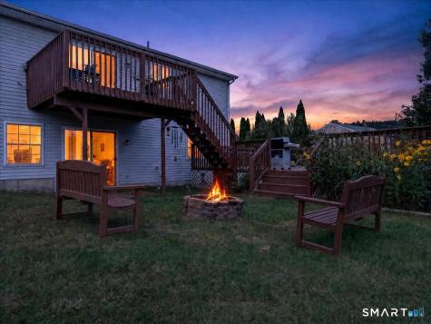 45 Wolf Den Drive Pomfret CT 06259