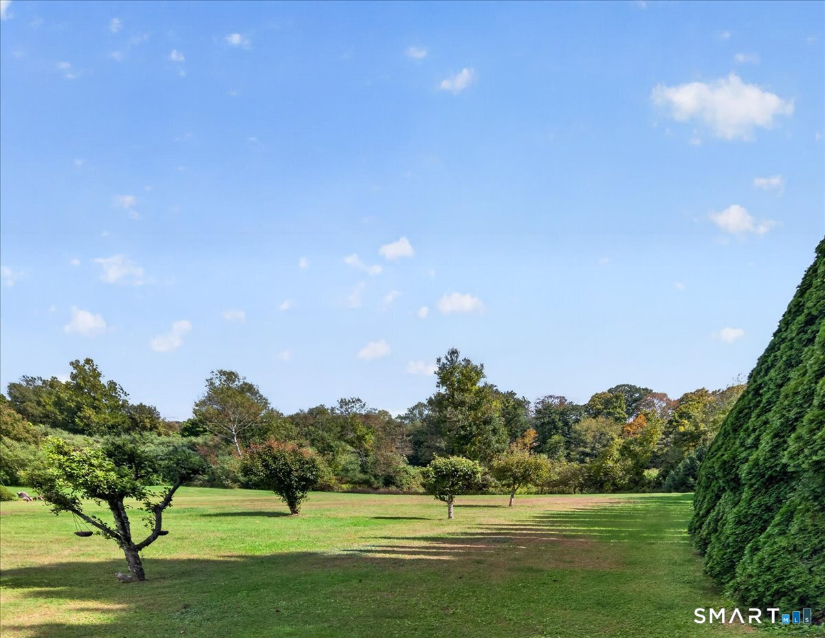 45 Wolf Den Drive Pomfret CT 06259
