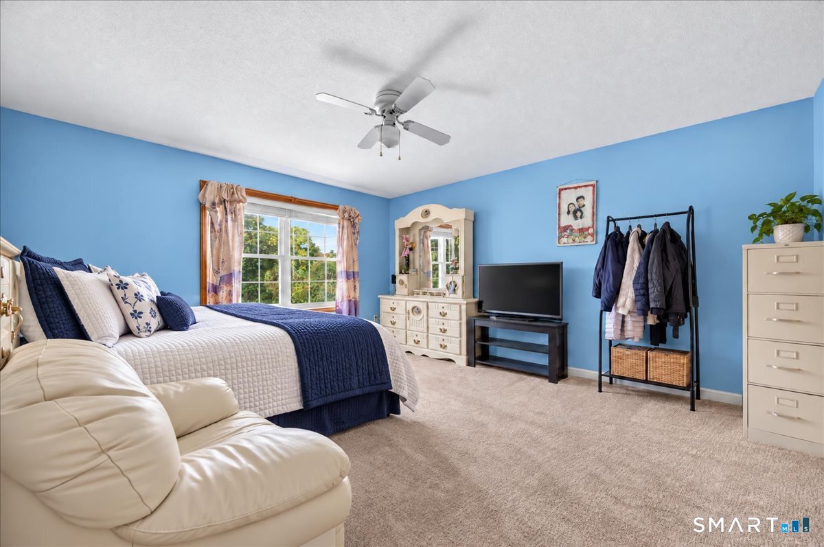 45 Wolf Den Drive Pomfret CT 06259