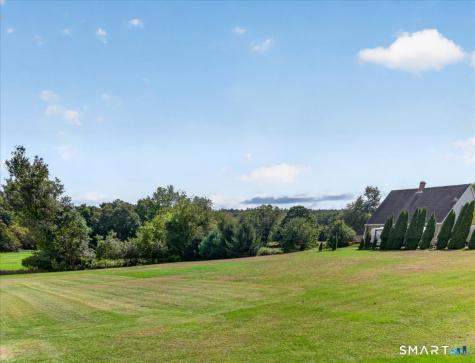 45 Wolf Den Drive Pomfret CT 06259