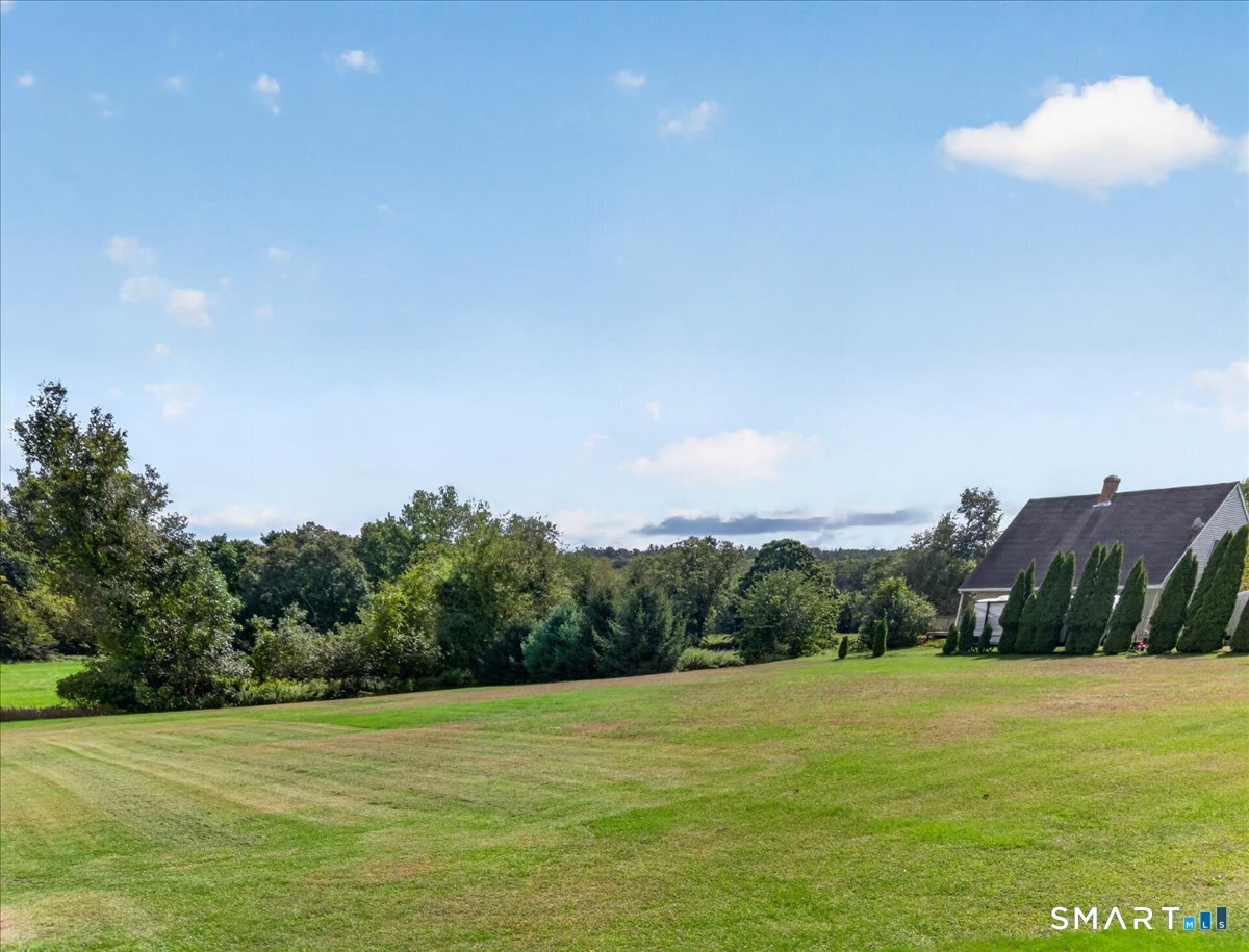 45 Wolf Den Drive Pomfret CT 06259