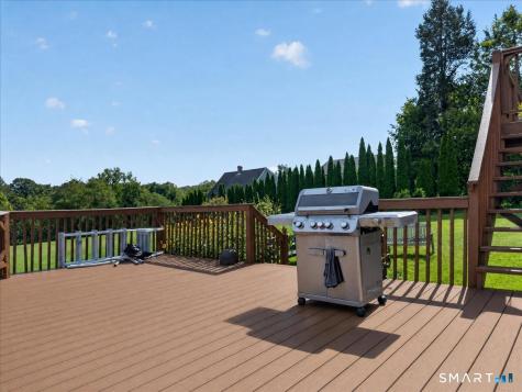 45 Wolf Den Drive Pomfret CT 06259