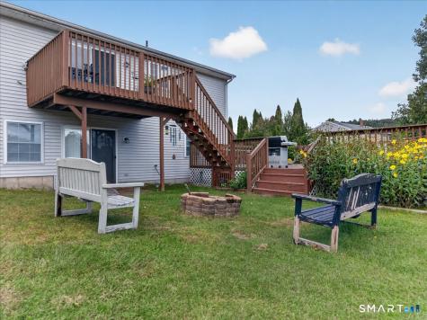 45 Wolf Den Drive Pomfret CT 06259