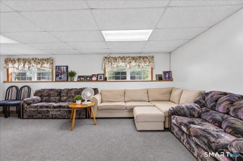 45 Wolf Den Drive Pomfret CT 06259