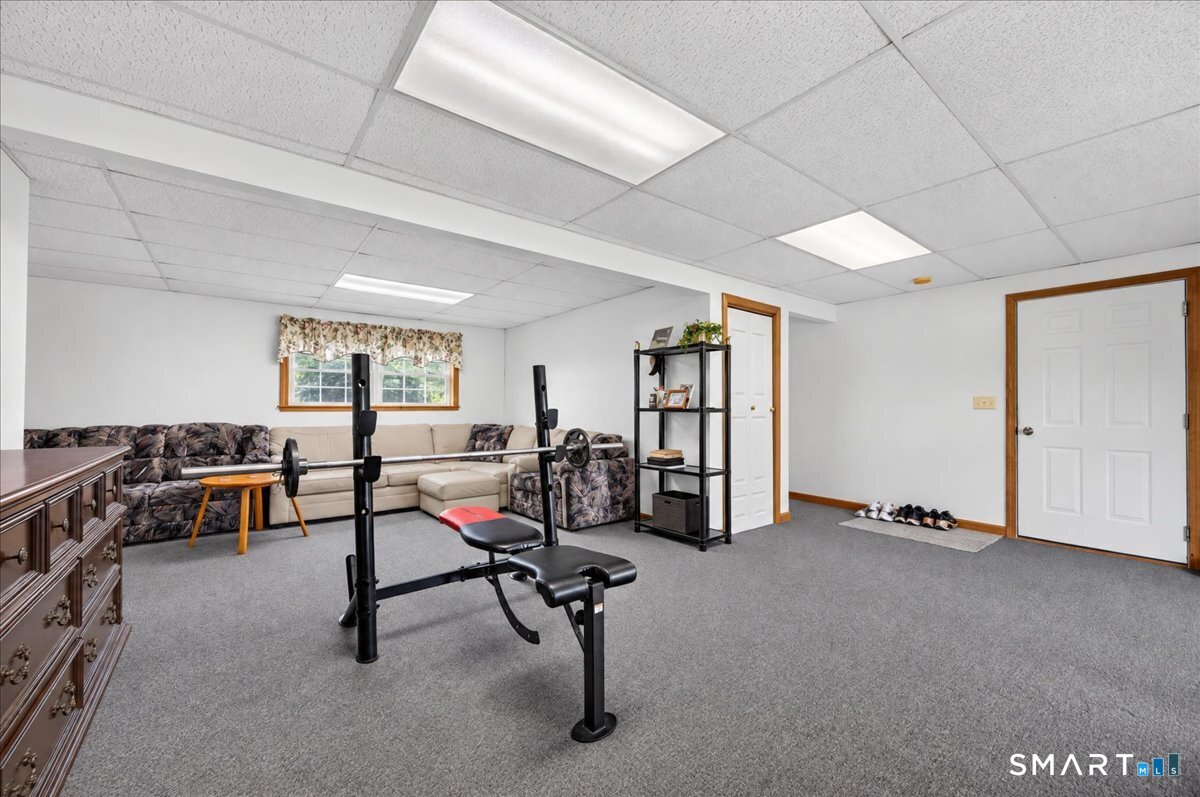 45 Wolf Den Drive Pomfret CT 06259