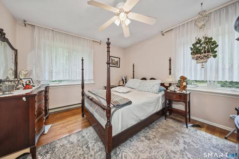 2780 Meriden Waterbury Tpke Turnpike Southington CT 06444