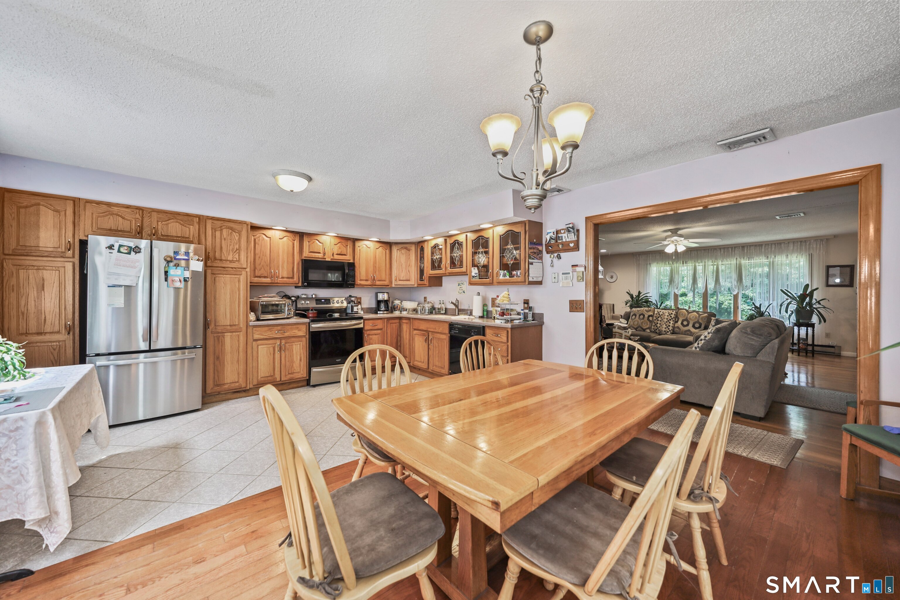 2780 Meriden Waterbury Tpke Turnpike Southington CT 06444