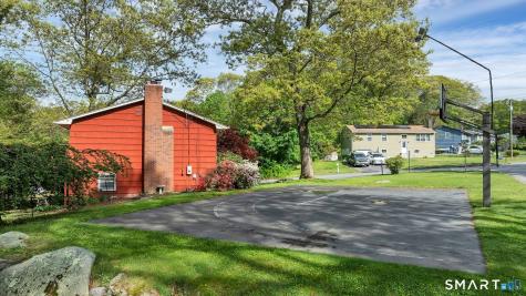 1 Holly Lane Ledyard CT 06335
