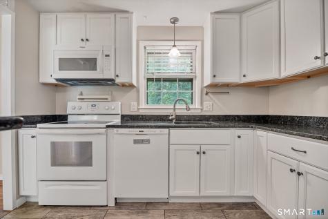1 Holly Lane Ledyard CT 06335