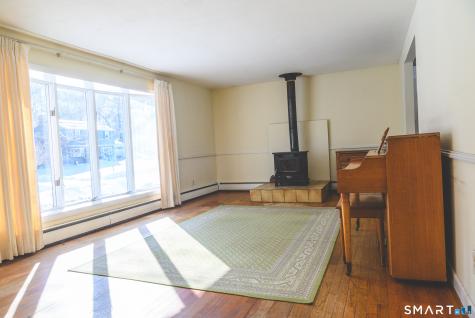 7 Old Colony Road North Stonington CT 06359