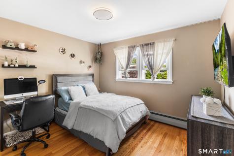35 Wedgewood Drive Waterbury CT 06705