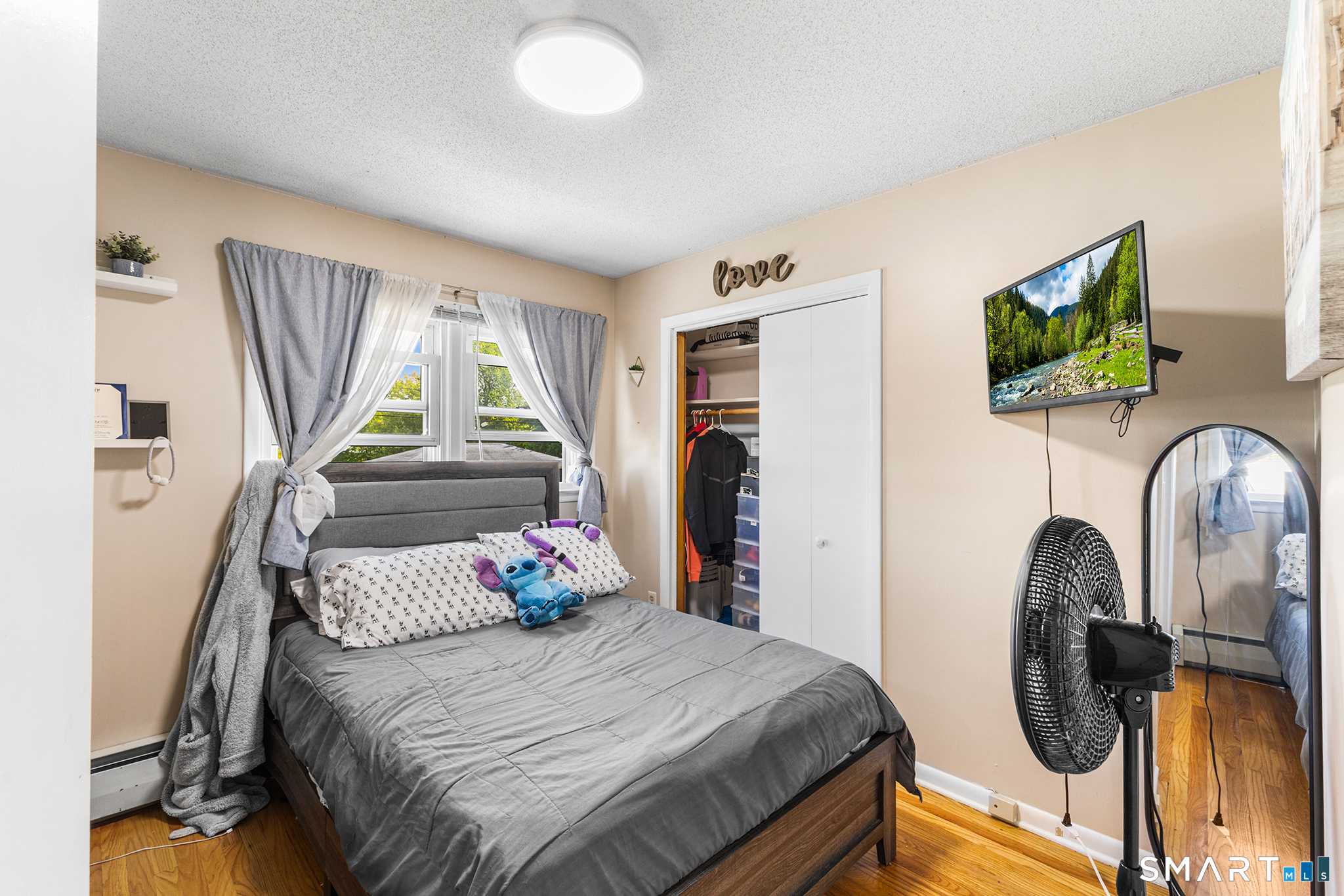 35 Wedgewood Drive Waterbury CT 06705