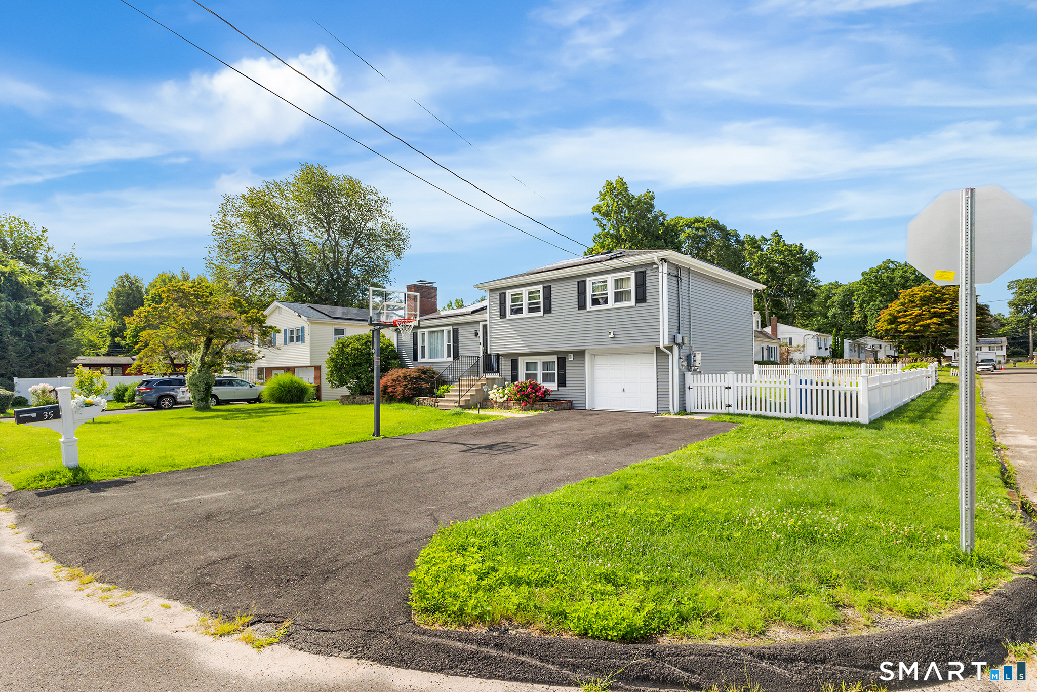 35 Wedgewood Drive Waterbury CT 06705