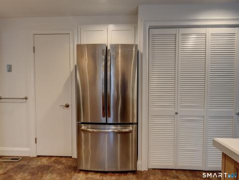 291 Currier Drive Orange CT 06477