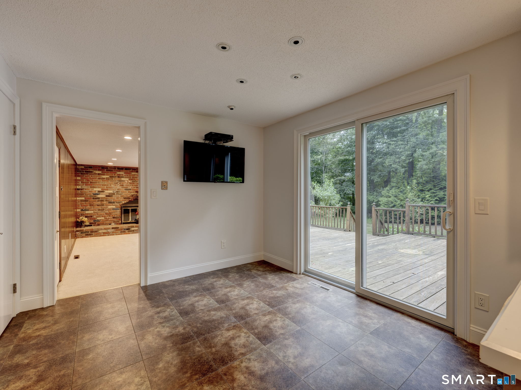 291 Currier Drive Orange CT 06477