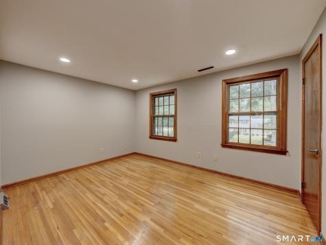 291 Currier Drive Orange CT 06477