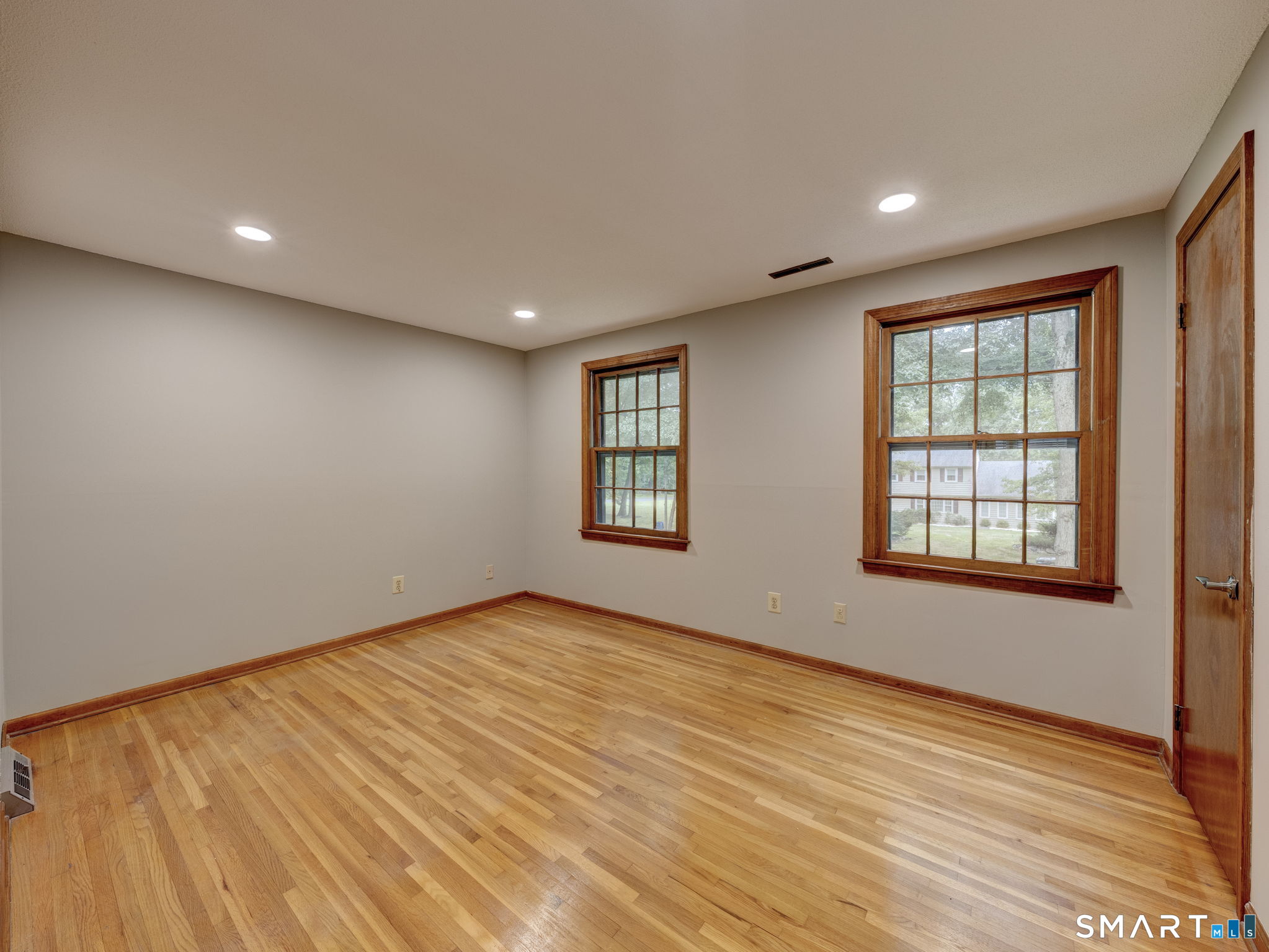 291 Currier Drive Orange CT 06477