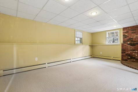 32 Wildwood Lane East Hampton CT 06424