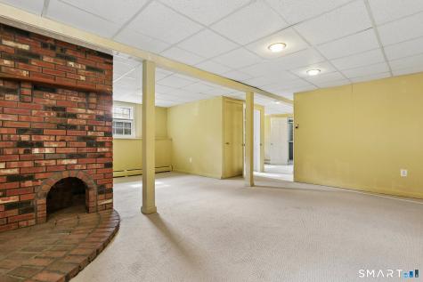 32 Wildwood Lane East Hampton CT 06424