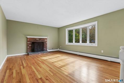 32 Wildwood Lane East Hampton CT 06424