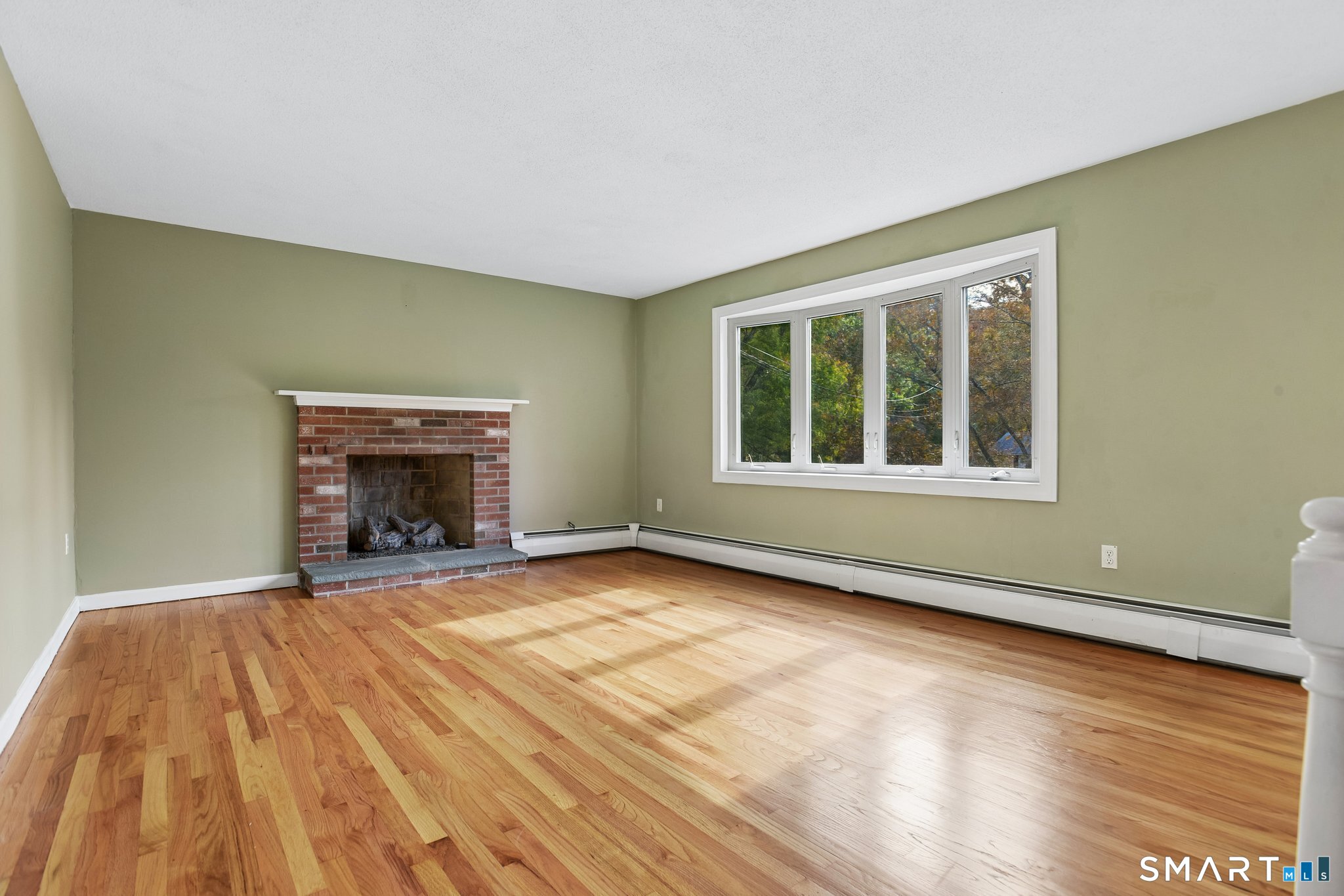 32 Wildwood Lane East Hampton CT 06424
