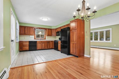 32 Wildwood Lane East Hampton CT 06424