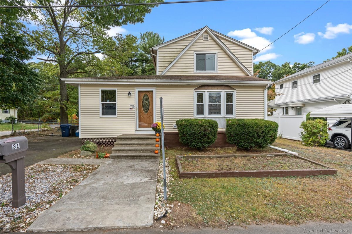 31 Shumway Street West Haven CT 06516