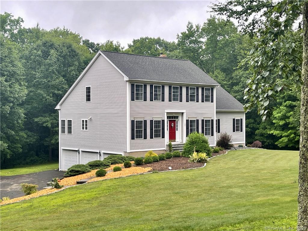 107 Stagecoach Road Woodbury CT 06798