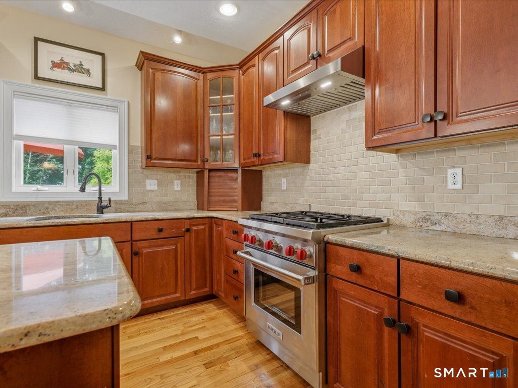 9 Inwood Drive Guilford CT 06437