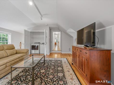 9 Inwood Drive Guilford CT 06437