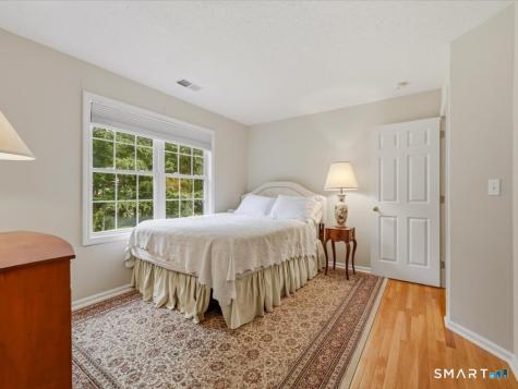 9 Inwood Drive Guilford CT 06437