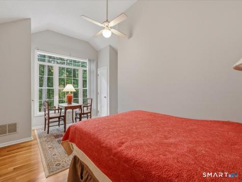 9 Inwood Drive Guilford CT 06437