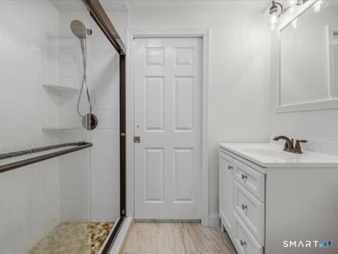 9 Inwood Drive Guilford CT 06437