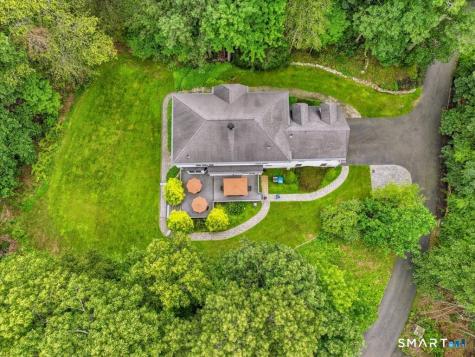9 Inwood Drive Guilford CT 06437