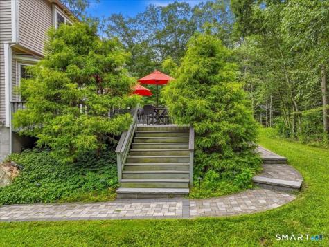 9 Inwood Drive Guilford CT 06437