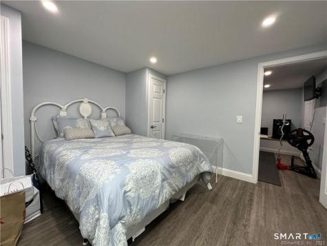 38 Pastors Walk Monroe CT 06468
