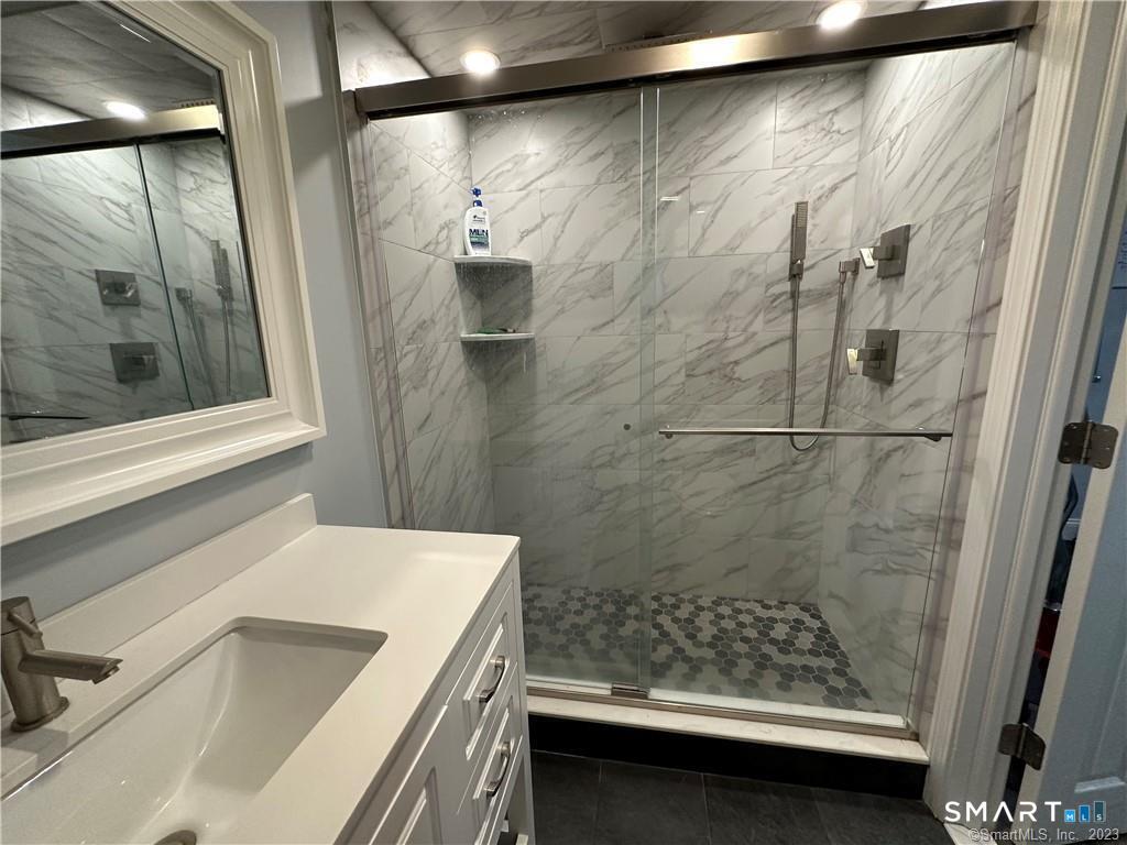 38 Pastors Walk Monroe CT 06468