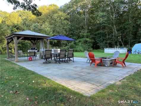 38 Pastors Walk Monroe CT 06468