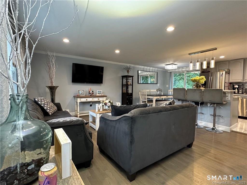 38 Pastors Walk Monroe CT 06468