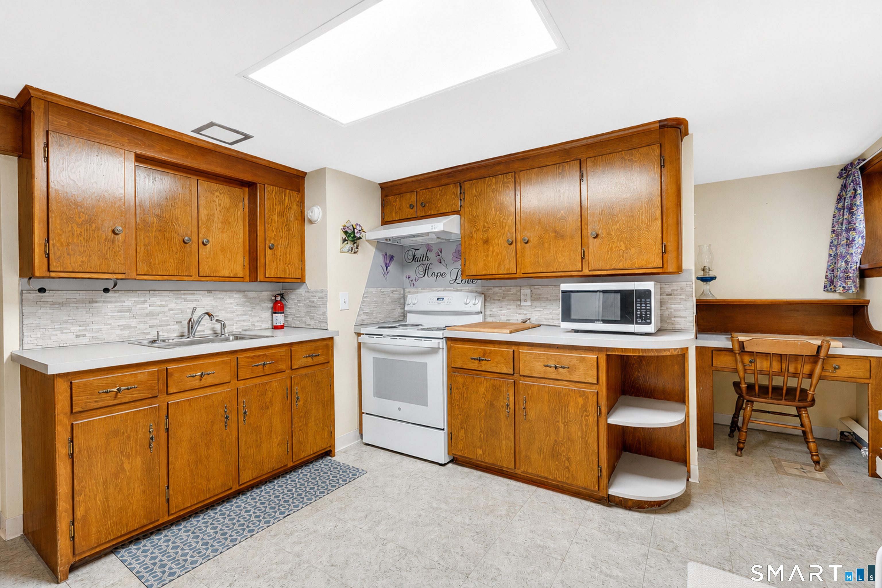3 Columbo Terrace Windsor Locks CT 06096